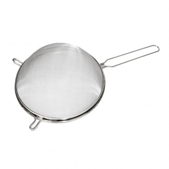 Passoire grande avec poignée