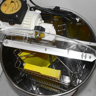 Extracteur de miel avec cuve Mellarius OptiLine 3 r. avec moteur électrique 230V P40