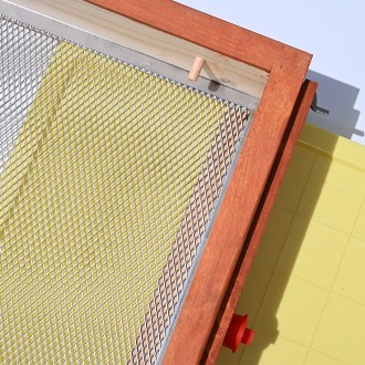 Fond de ruche entièrement grillagé anti-varroa - Langstroth - complet, peint