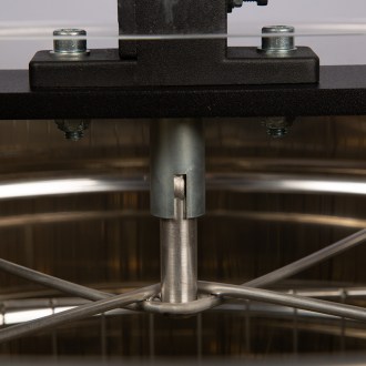 Extracteur de miel Lysoň Basic 4 cadres électrique - sans axe - 230V P60