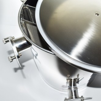 Maturateur et clarificateur Mellarius MaxiLine 50 kg avec 2 tamis